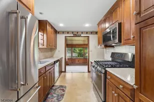 11 Kempshall Terrace, Fanwood, NJ 07023 - Photo 12