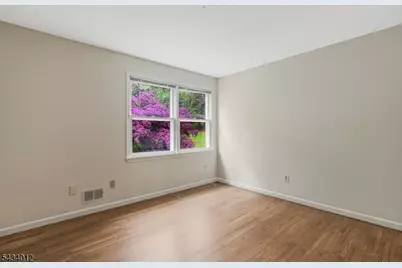8 Deerwood Trl, Warren Township, NJ 07059 - Photo 20