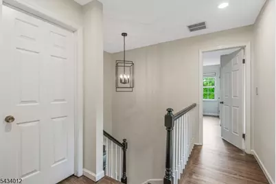 8 Deerwood Trl, Warren Township, NJ 07059 - Photo 16