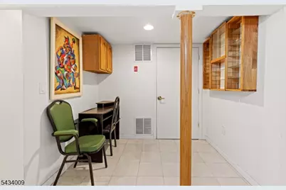 1307 Willow St, Fair Lawn, NJ 07410 - Photo 30