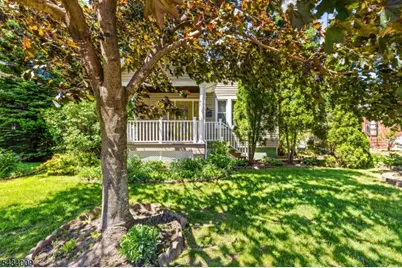 1307 Willow St, Fair Lawn, NJ 07410 - Photo 2