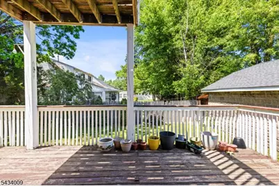 1307 Willow St, Fair Lawn, NJ 07410 - Photo 34