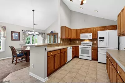 23 Caleb Ct, Hardyston Township, NJ 07419 - Photo 10