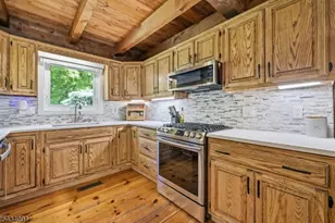 35 Mockingbird, Allamuchy Township, NJ 07840 - Photo 10