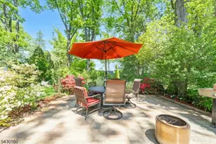 56 Highwood Rd, Parsippany, NJ 07834 - Photo 26