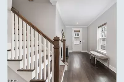 18 McCluskey Pl, Morris Plains, NJ 07950 - Photo 8