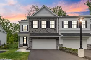 18 McCluskey Pl, Morris Plains, NJ 07950 - Photo 1