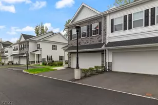 18 McCluskey Pl, Morris Plains, NJ 07950 - Photo 4