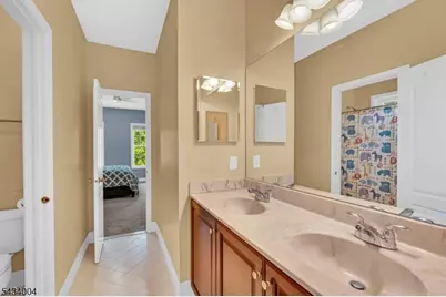4 Sovereign Dr, Mount Olive, NJ 07836 - Photo 26