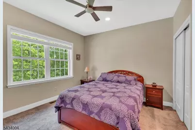 4 Sovereign Dr, Mount Olive, NJ 07836 - Photo 22