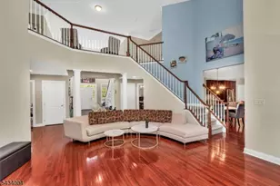 4 Sovereign Dr, Mount Olive, NJ 07836 - Photo 6