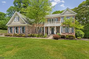 4 Sovereign Dr, Mount Olive, NJ 07836 - Photo 1