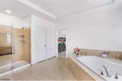 4 Sovereign Dr, Mount Olive, NJ 07836 - Photo 20