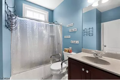 4 Sovereign Dr, Mount Olive, NJ 07836 - Photo 14
