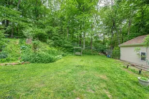 9 Albert St, West Milford, NJ 07480 - Photo 24