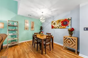 210 Drake Ln, Roxbury Township, NJ 07852 - Photo 4