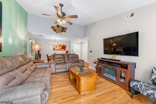 210 Drake Ln, Roxbury Township, NJ 07852 - Photo 2