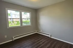 15 Dell Glen Ave, Lodi, NJ 07644 - Photo 8