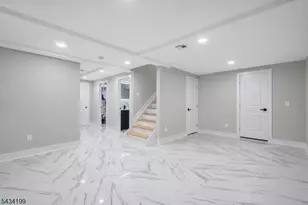 55 Long Hill Dr, Clifton, NJ 07013 - Photo 22