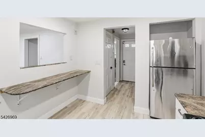 271 Fuller Ter, Orange, NJ 07050 - Photo 8