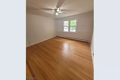 360 New York Ave, Lyndhurst Township, NJ 07071 - Photo 6
