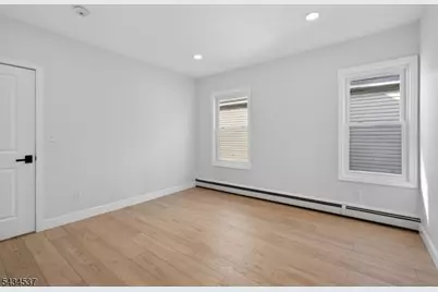 182 N Maple Ave, East Orange, NJ 07017 - Photo 26