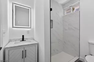 182 N Maple Ave, East Orange, NJ 07017 - Photo 20