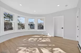 182 N Maple Ave, East Orange, NJ 07017 - Photo 18