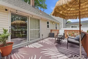 366 Maplewood Ave, Kenilworth, NJ 07033 - Photo 28
