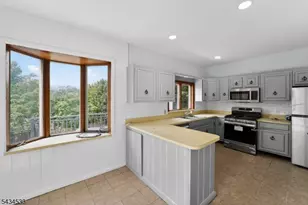 139 N Prospect St, Lopatcong Township, NJ 08865 - Photo 28