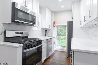 285 Orchard Ter #C-3, Bogota, NJ 07603 - Photo 6