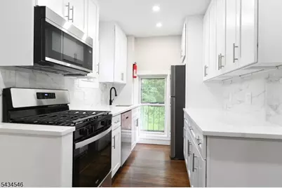 285 Orchard Ter #C-3, Bogota, NJ 07603 - Photo 4