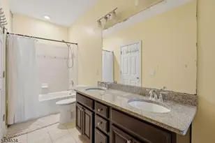 13 Dahlia Ln, Garfield, NJ 07646 - Photo 20