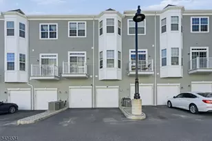 13 Dahlia Ln, Garfield, NJ 07646 - Photo 24