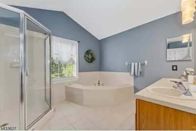 15 Foxwood Ln, Lopatcong Township, NJ 08865 - Photo 22