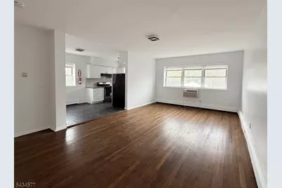 109 William St #4, Belleville, NJ 07109 - Photo 2