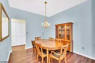 29 Heatherwood Ln, Bedminster Township, NJ 07921 - Photo 10