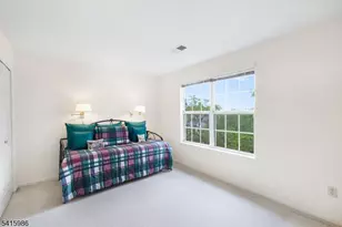 29 Heatherwood Ln, Bedminster Township, NJ 07921 - Photo 22