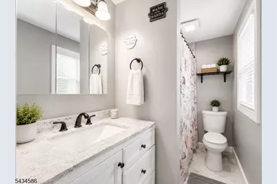 177 Pulaski Ave, Sayreville, NJ 08872 - Photo 18