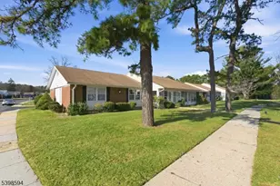1015A Aberdeen Dr, Lakewood Twp., NJ 08701 - Photo 18