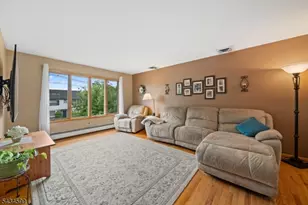 191 Pershing Rd, Clifton, NJ 07013 - Photo 4
