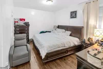 87 N 19th St, East Orange, NJ 07017 - Photo 10