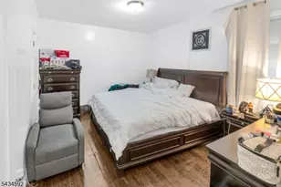 87 N 19th St, East Orange, NJ 07017 - Photo 10