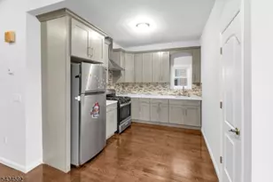 87 N 19th St, East Orange, NJ 07017 - Photo 14