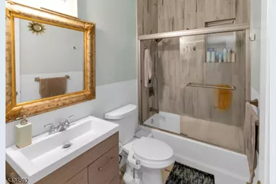 87 N 19th St, East Orange, NJ 07017 - Photo 8