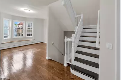 87 N 19th St, East Orange, NJ 07017 - Photo 16