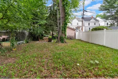 87 N 19th St, East Orange, NJ 07017 - Photo 12