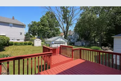 61 W Clay Ave, Roselle Park, NJ 07204 - Photo 24