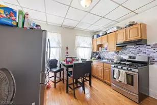 401 E 19th St, Paterson, NJ 07524 - Photo 16