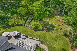 7 Chilton Rd, Chester, NJ 07930 - Photo 4